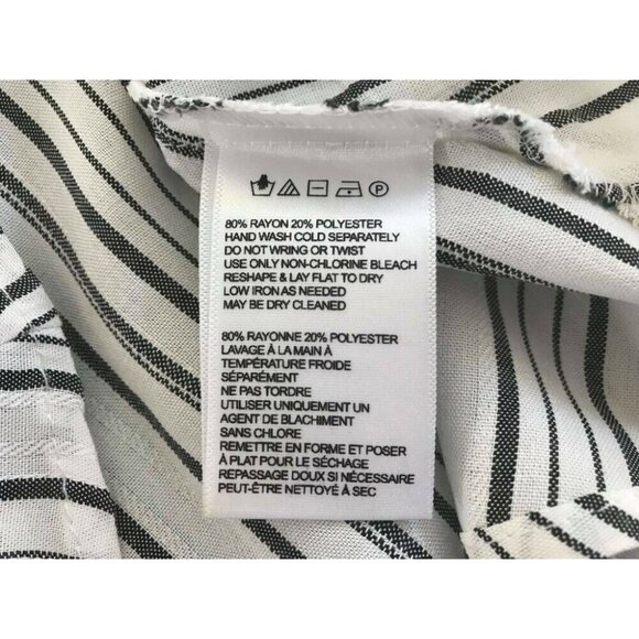 KIMCHI BLUE Short Sleeve Crop Top Sz Small White Black Stripe Shirring Neckline - Picture 6 of 7